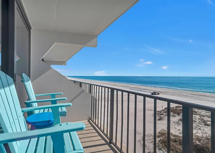 Holiday home Island Winds East 402