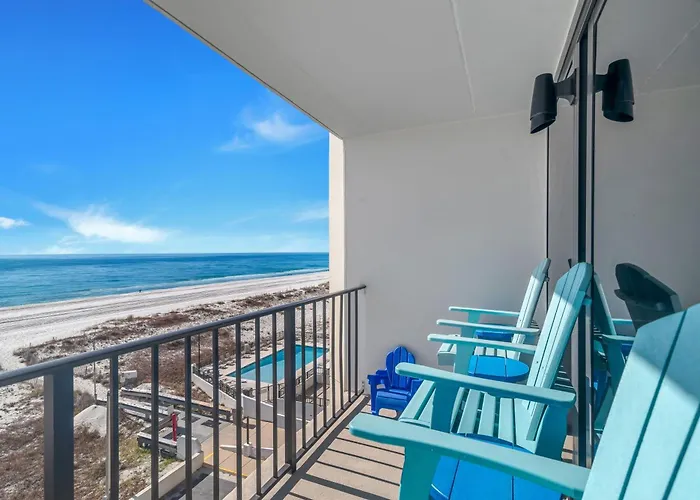 Holiday home Island Winds East 402